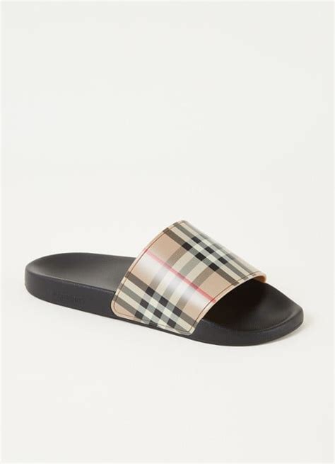 burberry badslipppers heren|Burberry men's slippers.